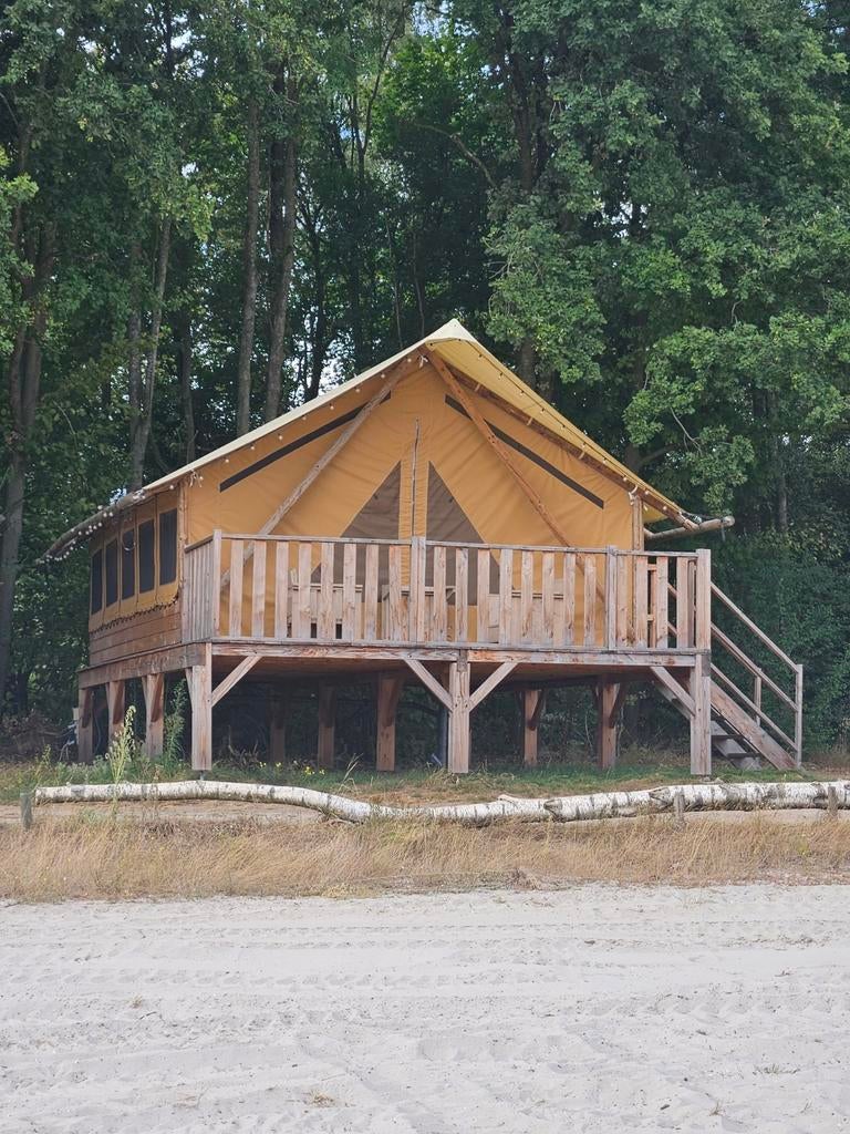 Luxe Glamping Tent (2 jaar oud) - Compleet Ingericht, Ophalen, Zo goed als nieuw