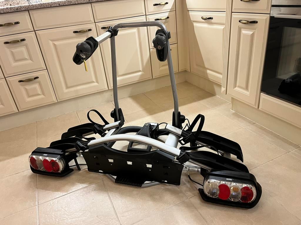 Thule fietsendrager EW G2 kantelbaar, Ophalen of Verzenden, 2 fietsen, Gebruikt, Trekhaakdrager