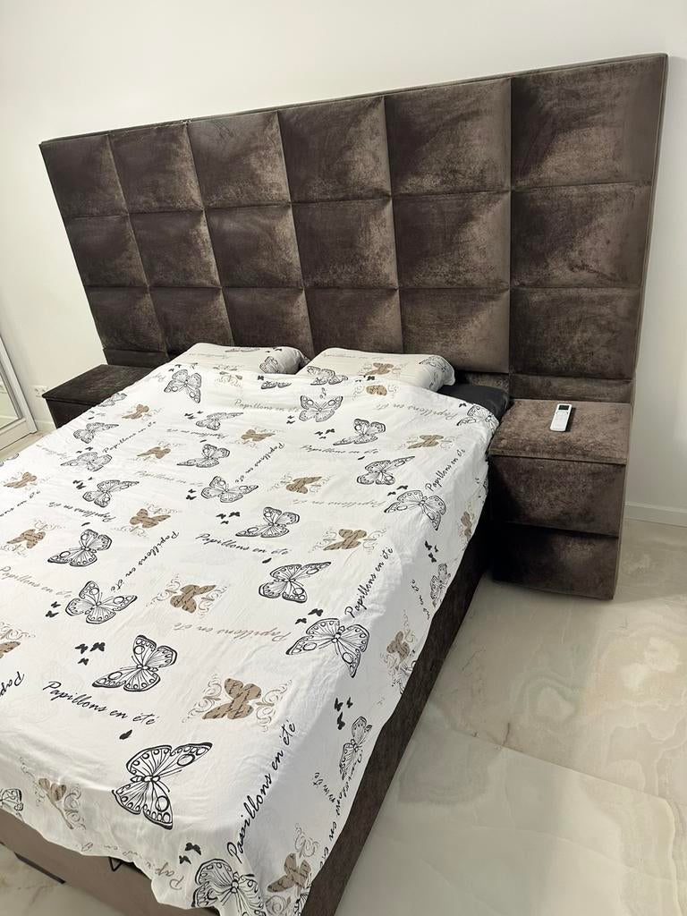 Boxspring Bed 180x200 weg=weg, Huis en Inrichting, Slaapkamer | Complete slaapkamers, Ophalen, Zo goed als nieuw, Tweepersoons