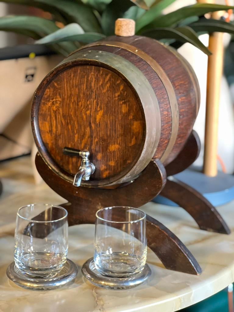 Antiek wijnvat (vaatje) met tapkraan. Messing, Verzamelen, Wijnen, Zo goed als nieuw, Overige typen, Frankrijk, Ophalen of Verzenden