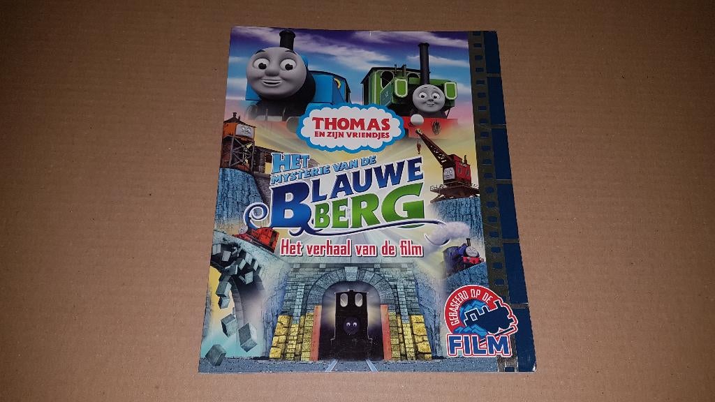 Boek - Thomas - Het mysterie van de blauwe berg, Ophalen of Verzenden, Zo goed als nieuw, Fictie algemeen