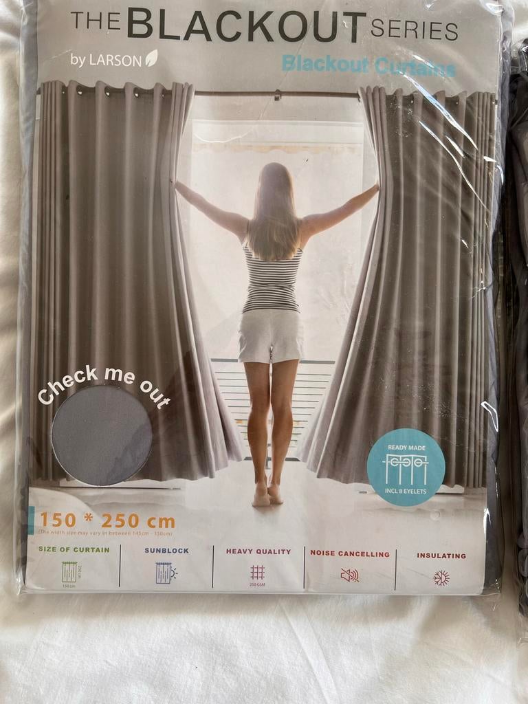 2 stuksLarson Blackout Gordijnen - 150x250 cm - Grijs, 100 tot 150 cm, 200 cm of meer, Nieuw, Ophalen of Verzenden