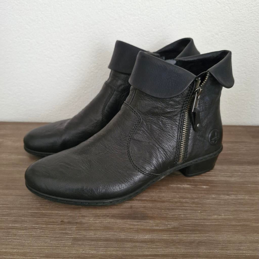Enkellaarsjes Rieker mt 40, Zwart, Lage of Enkellaarzen, Ophalen of Verzenden, Zo goed als nieuw