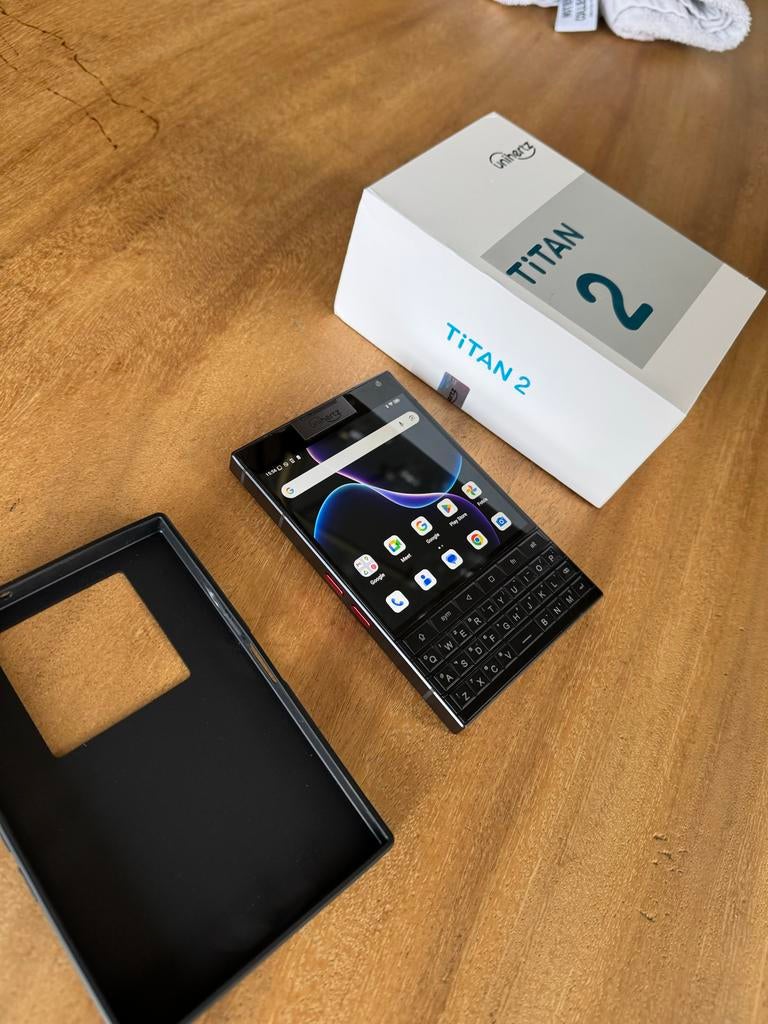 Unihertz Titan 2 - Nieuw en Ongebruikt, Telecommunicatie, Mobiele telefoons | Overige merken, Overige modellen, Nieuw, Ophalen of Verzenden