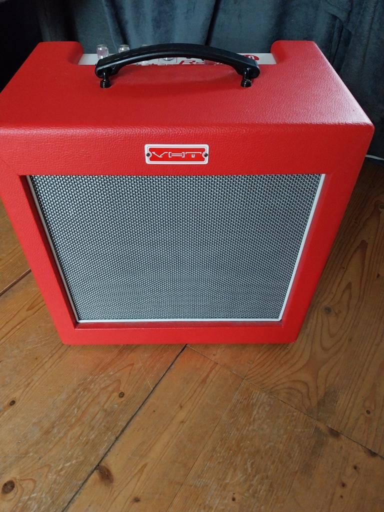 VHT AV-R2 60R GITAARVERSTERKER, Ophalen