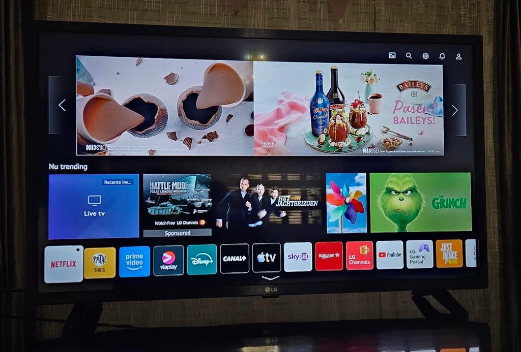 Mooie LG Smart Tv 32inch wifi Introductieiaar 2022, Ophalen, 50 Hz, 80 tot 100 cm, Zo goed als nieuw