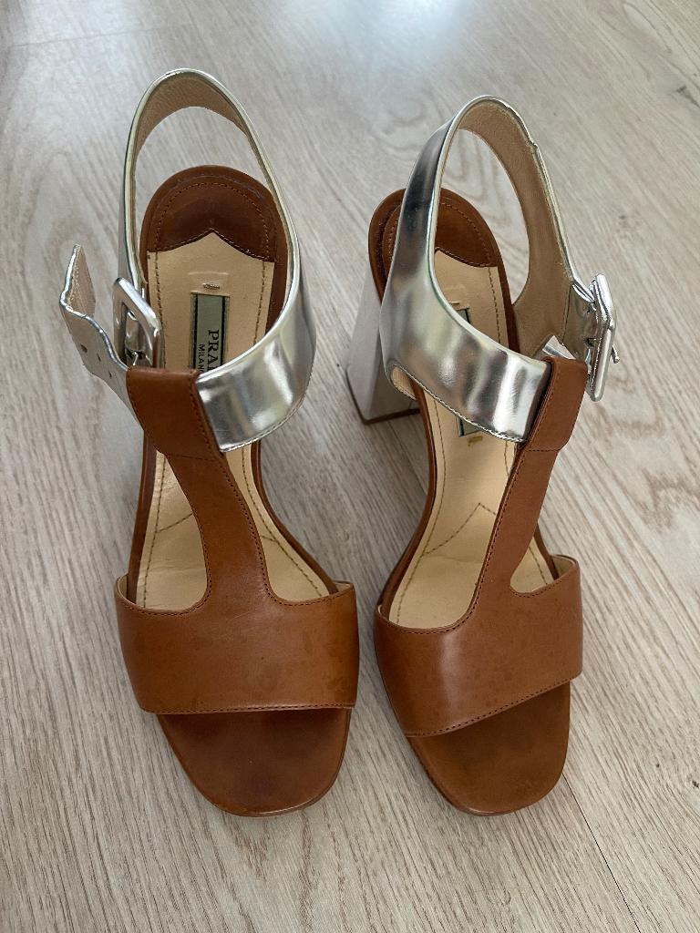 Prada sandalen met hak, Overige kleuren, Prada, Gedragen, Sandalen of Muiltjes