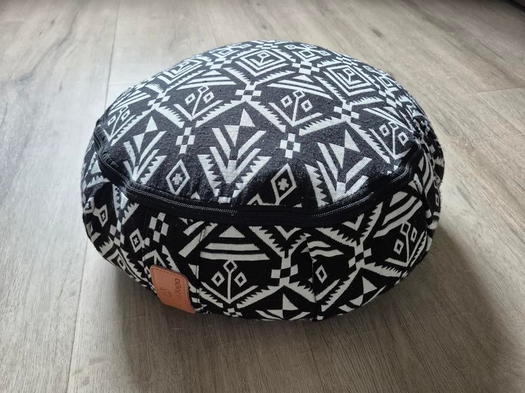 DoYourYoga yogakussen / bolster yoga, Ophalen of Verzenden, Zo goed als nieuw, Yoga-accessoire