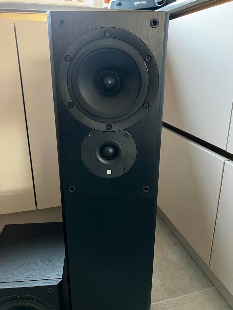 Kef Creston 5.1 Surround Sound Luidsprekerset, Zo goed als nieuw, Complete surroundset, 120 watt of meer, Ophalen