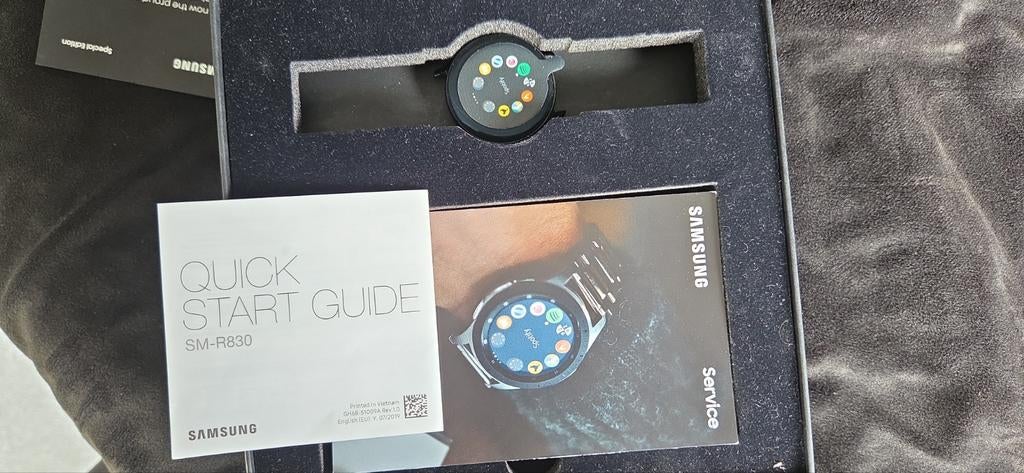 Samsung Galaxy Watch Active 2 (40mm), Ophalen of Verzenden, Zo goed als nieuw, Zwart, Android
