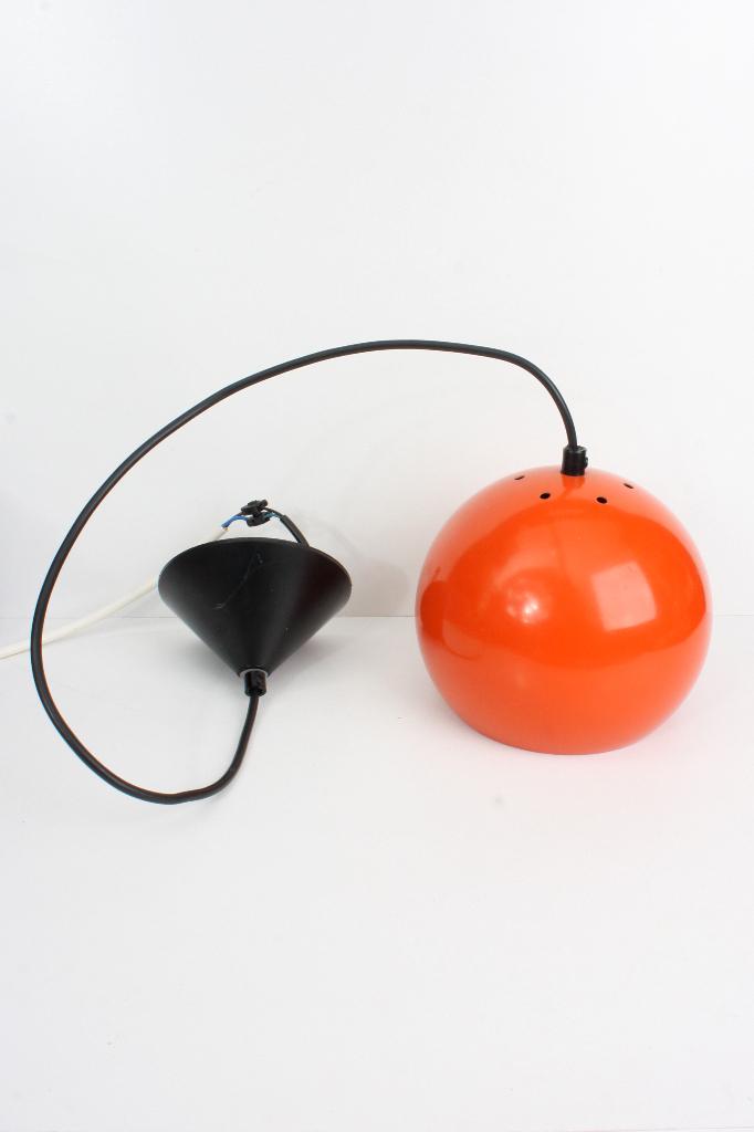 jaren 70 oranje bollamp, vintage 70s bol lamp hanglamp retro, Huis en Inrichting, Lampen | Hanglampen, Ophalen, Gebruikt, Metaal