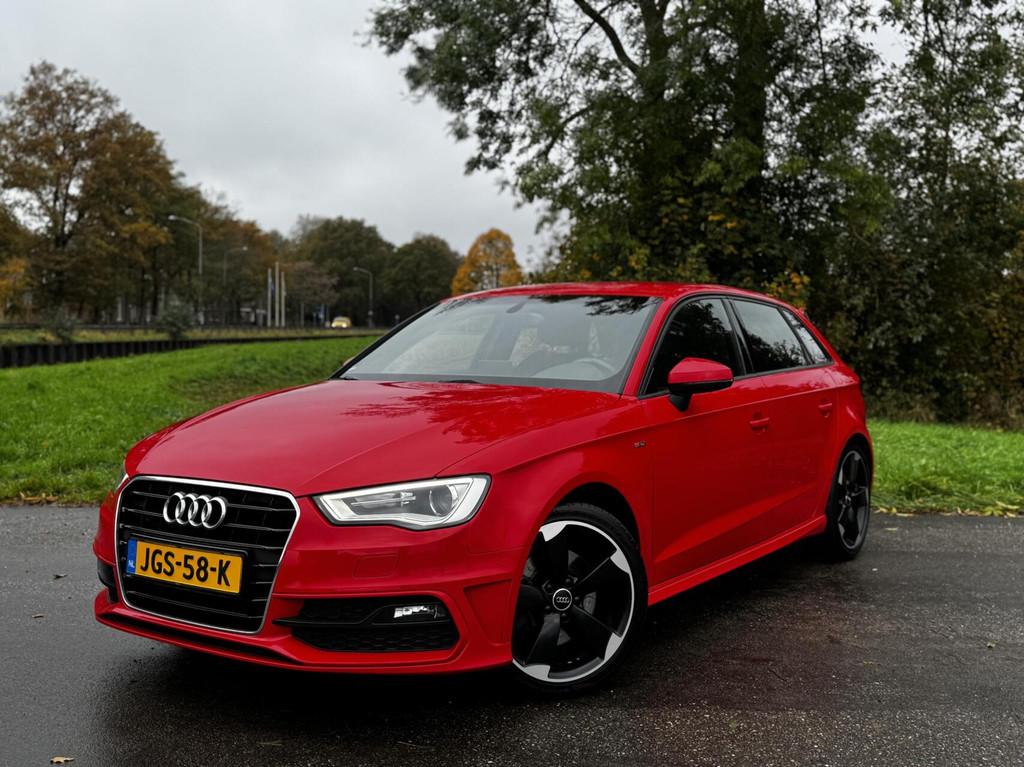 Audi A3 Sportback 1.8 TFSI Ambiente 3 x S-line/Xenon/Leer, Auto's, Audi, Voorwielaandrijving, Euro 6, 4 cilinders, Bedrijf