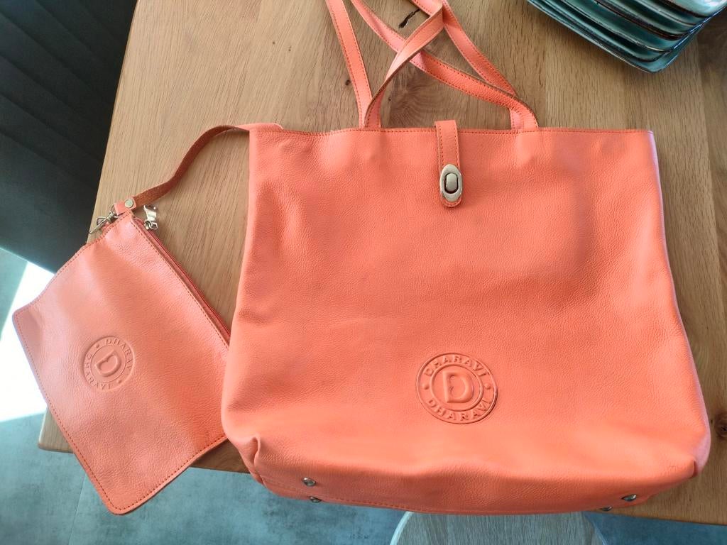 Ruime lederen shopper, 40 tot 60 cm, 30 cm of meer, Bruin, Minder dan 35 cm