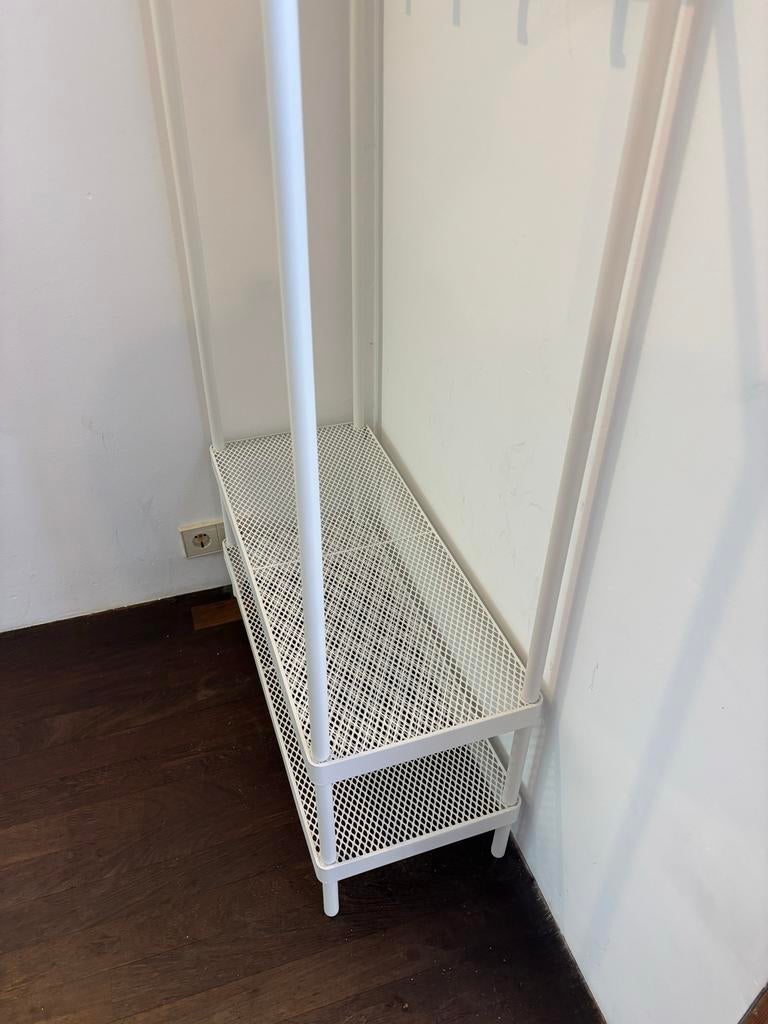 Witte kapstok met schoenenrek, Huis en Inrichting, Woonaccessoires | Kapstokken, Ophalen, Gebruikt, Metaal, Staande kapstok