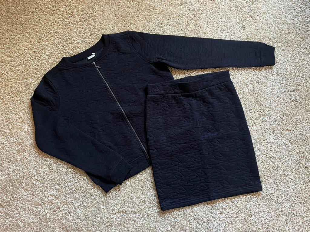 Jacqueline de Yong set zwart rok + bomber Jack/vest mt. M/L, Kleding | Dames, Maat 38/40 (M), Zwart, Ophalen of Verzenden, Zo goed als nieuw