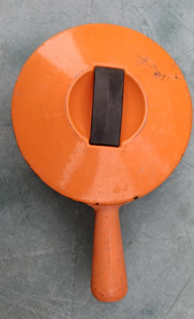 Cousances LE CREUSET braadpan sauspan Raymond Loewy (G315), Kookpan of Snelkookpan, Gebruikt, Gietijzer, Ophalen of Verzenden