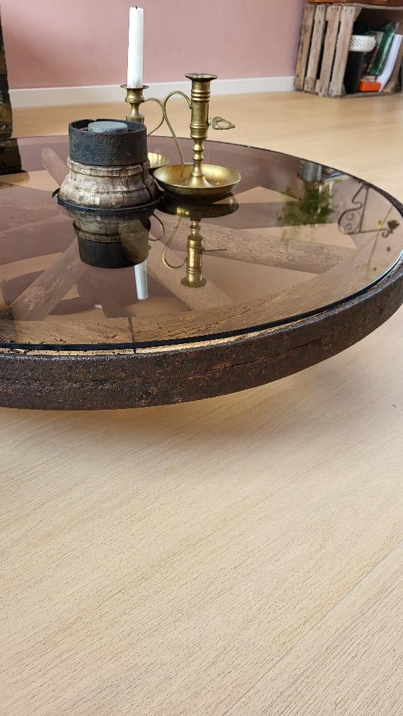 Unieke Industrieel-Rustieke Salontafel Authentiek Wagenwiel, Ophalen, Gebruikt, 50 tot 100 cm, 50 tot 100 cm