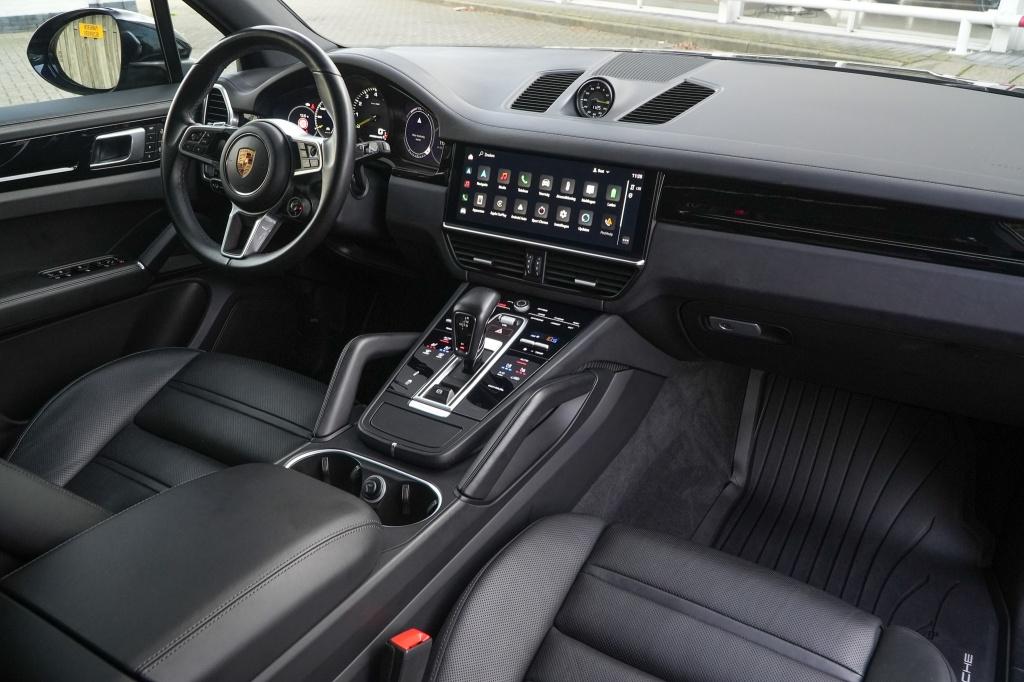 Porsche Cayenne 3.0 E-Hybrid I Sport Chrono Plus I Pano I St, Automaat, Cayenne, Gebruikt, Zwart