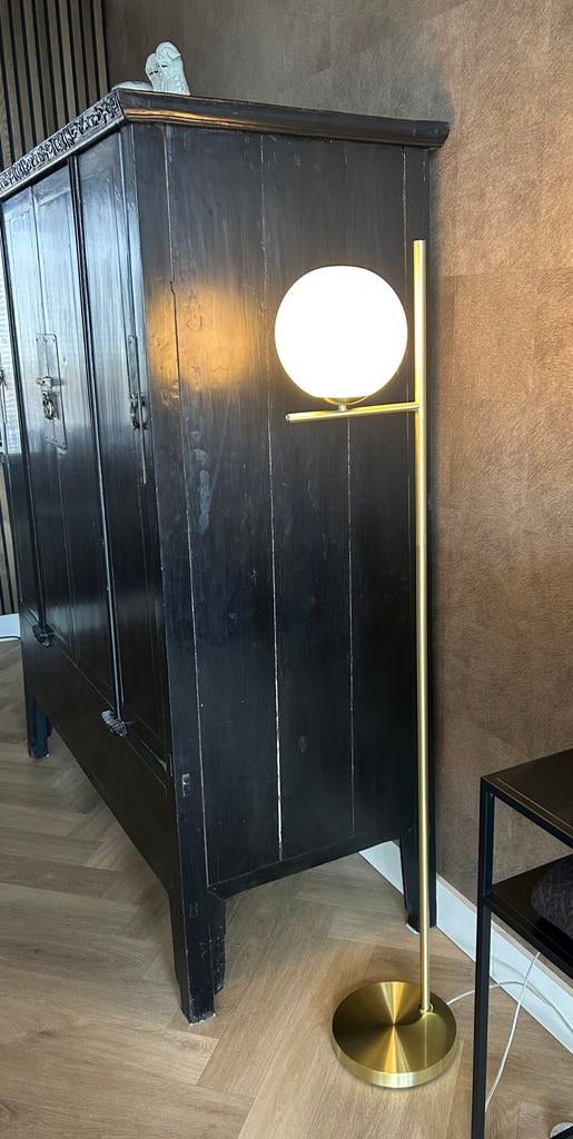 Vloerlamp / staande lamp witte bol goud, Ophalen, Zo goed als nieuw, 150 tot 200 cm