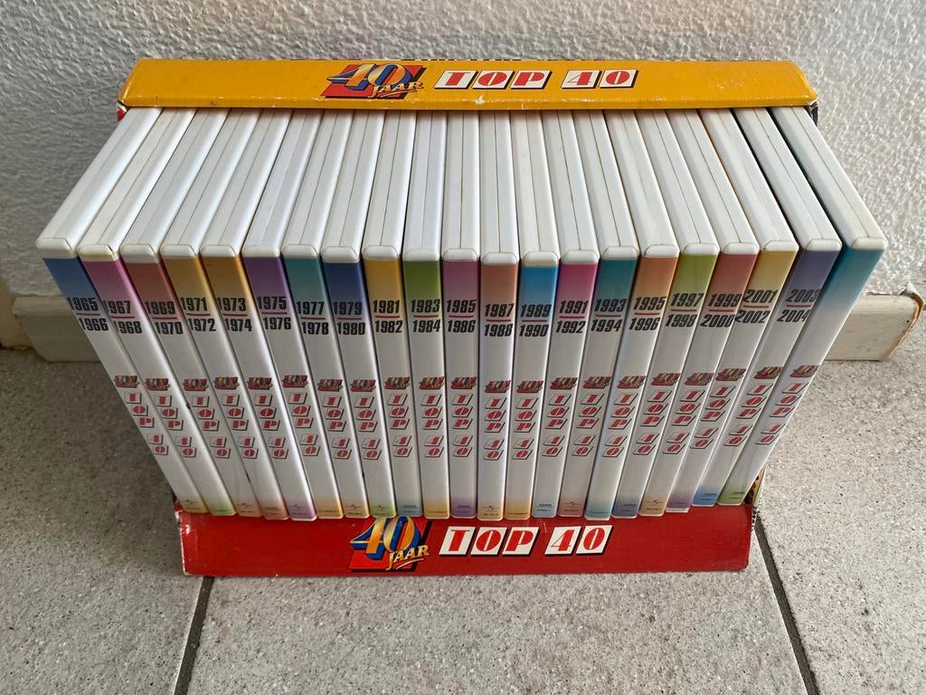 Complete Top 40 boxset 40 jaar Top40 originele opberg karton, Cd's en Dvd's, Cd's | Pop, Ophalen of Verzenden, 1980 tot 2000, Zo goed als nieuw