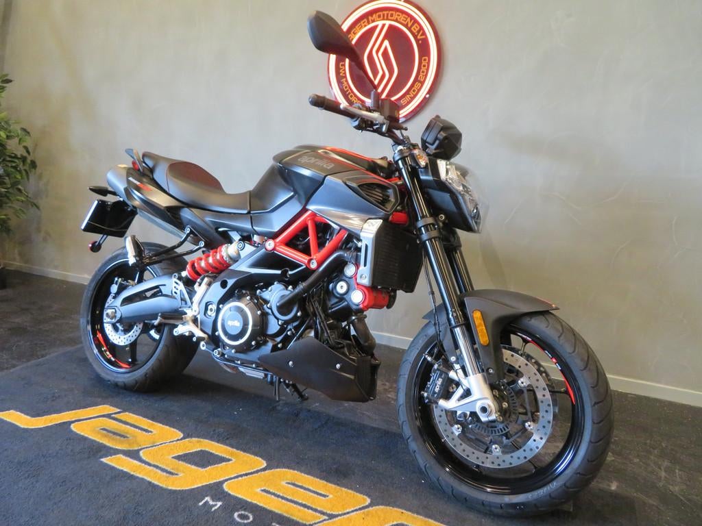 Aprilia SHIVER 900 35KW NIEUWSTAAT! (bj 2022) - foto 2