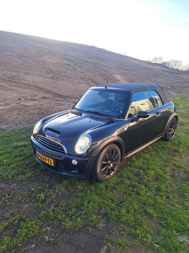 Mini cooper s cabrio 2006, Auto's, Mini, Zwart, Cabriolet, 163 pk, Leder