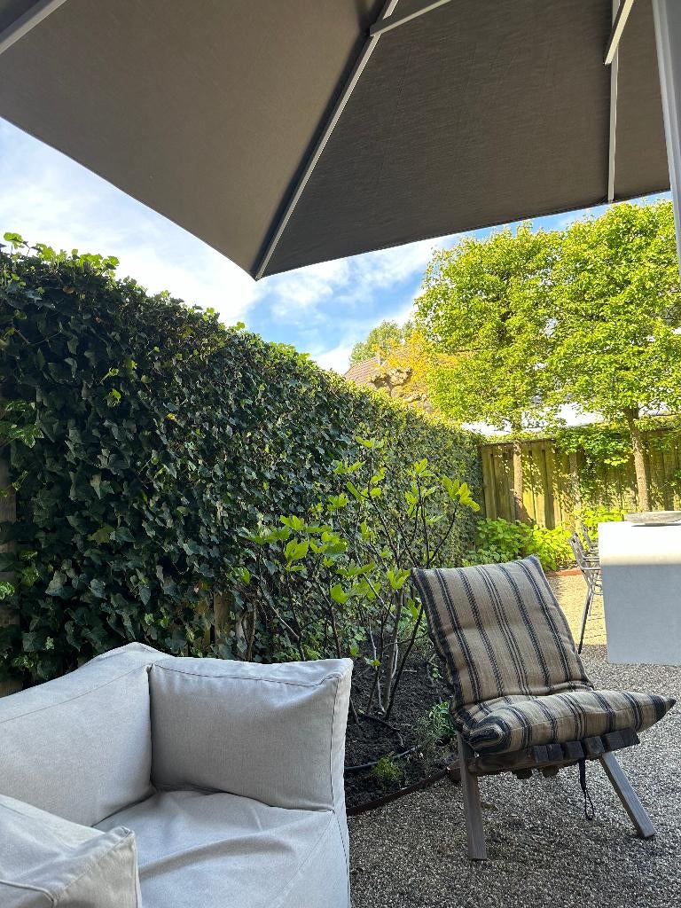 Bryck tuinset, Ophalen, Overige materialen, 3 zitplaatsen, Zo goed als nieuw