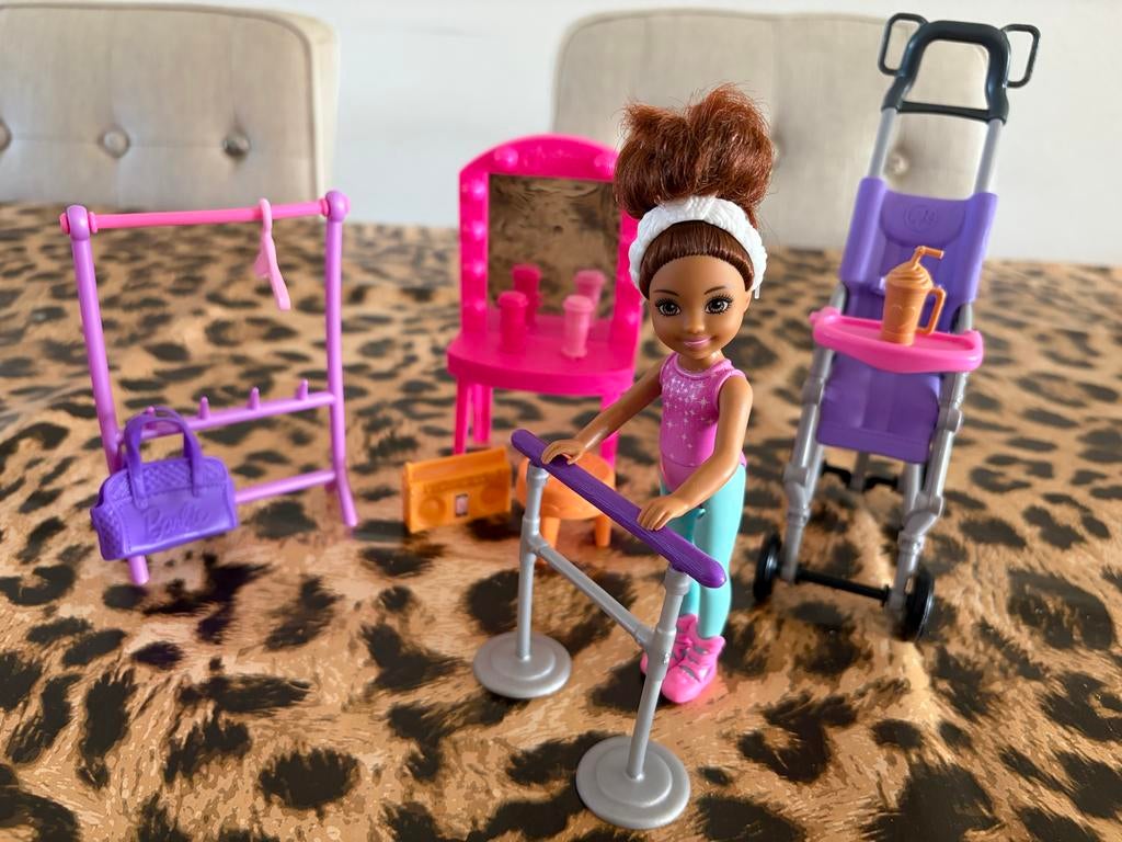Barbie Chelsea Balletschool Speelset in goede staat, Ophalen of Verzenden, Zo goed als nieuw, Meisje
