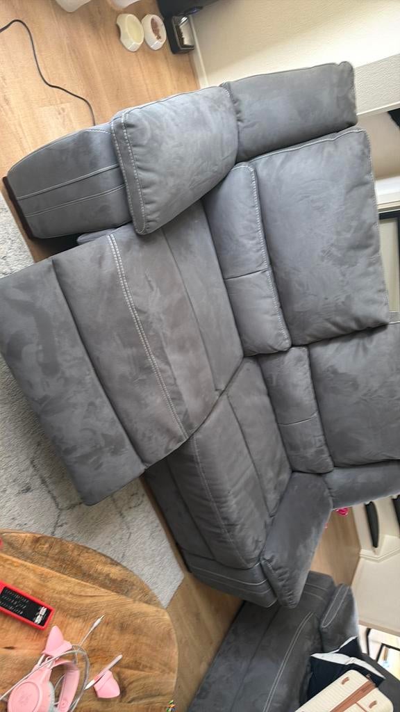 2 banken electrisch, Huis en Inrichting, Banken | Bankstellen, Ophalen, Zo goed als nieuw, 75 tot 100 cm