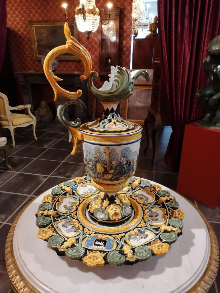 Porquir Beau Quimper schotel en kan, Ophalen