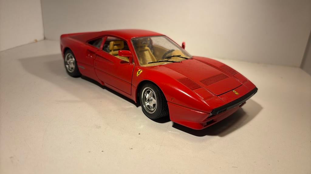 Ferrari 288 gto bburago 1.18