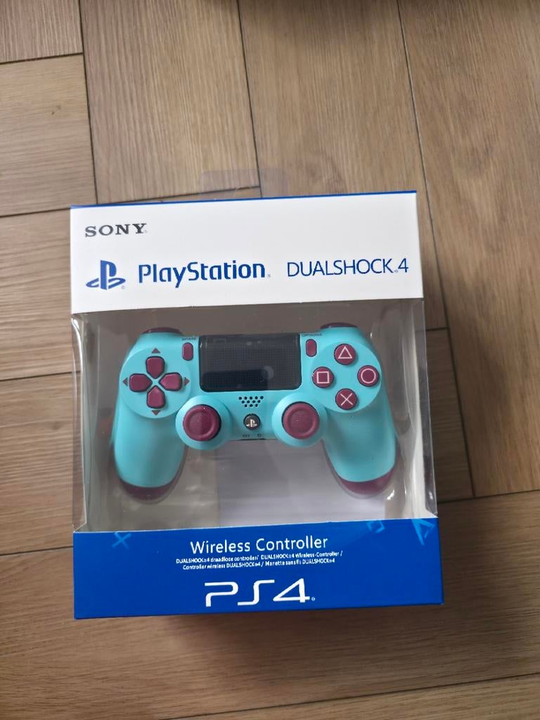 Gloednieuwe PlayStation 4-controllers Met Kabel, PlayStation 4, Nieuw, Ophalen of Verzenden, Controller