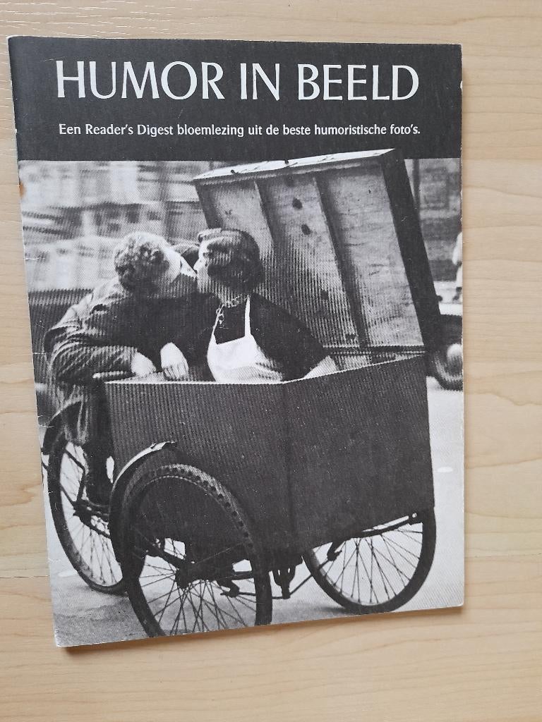 HUMOR IN BEELD EEN READERS DIGEST BLOEMLEZING UIT DE BESTE, Ophalen of Verzenden, Gelezen
