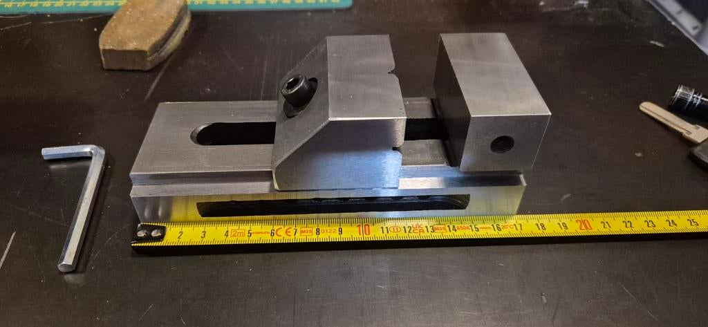 Geslepen machineklem, Ophalen of Verzenden, Zo goed als nieuw, Desktop