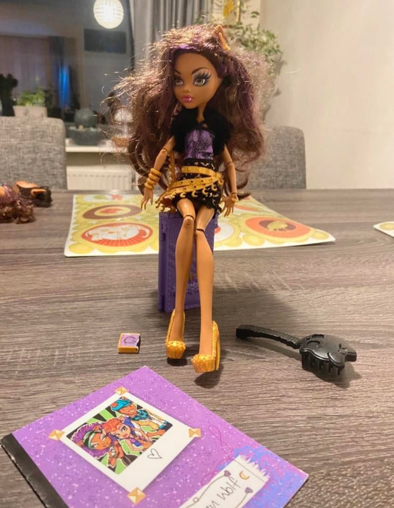 Clawdeen wolf. Monster high pop, Ophalen of Verzenden, Gebruikt