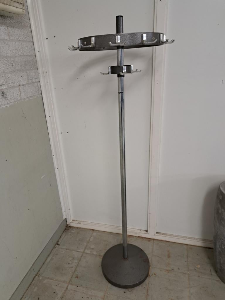 Industriële Kapstok met 16 dubbele haken - 180cm Hoog, Ophalen, Metaal, Staande kapstok, 150 tot 200 cm