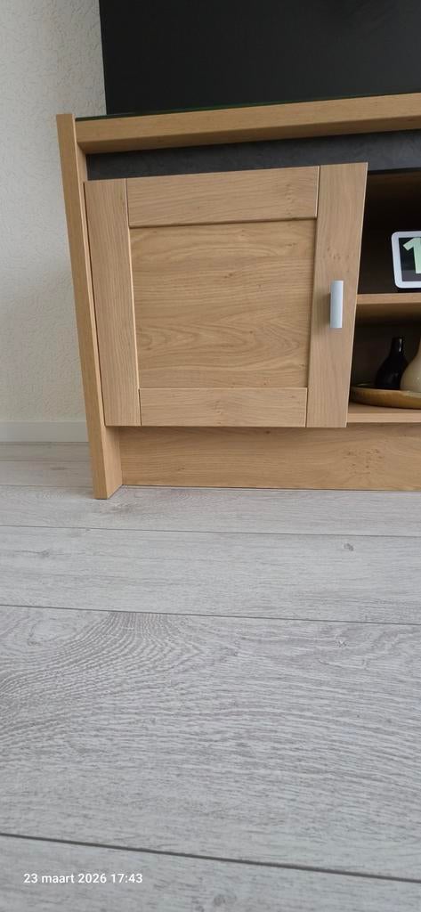 TV meubel Sanne van Leenbakker, Huis en Inrichting, 100 tot 150 cm, Ophalen of Verzenden, Glas, Minder dan 100 cm