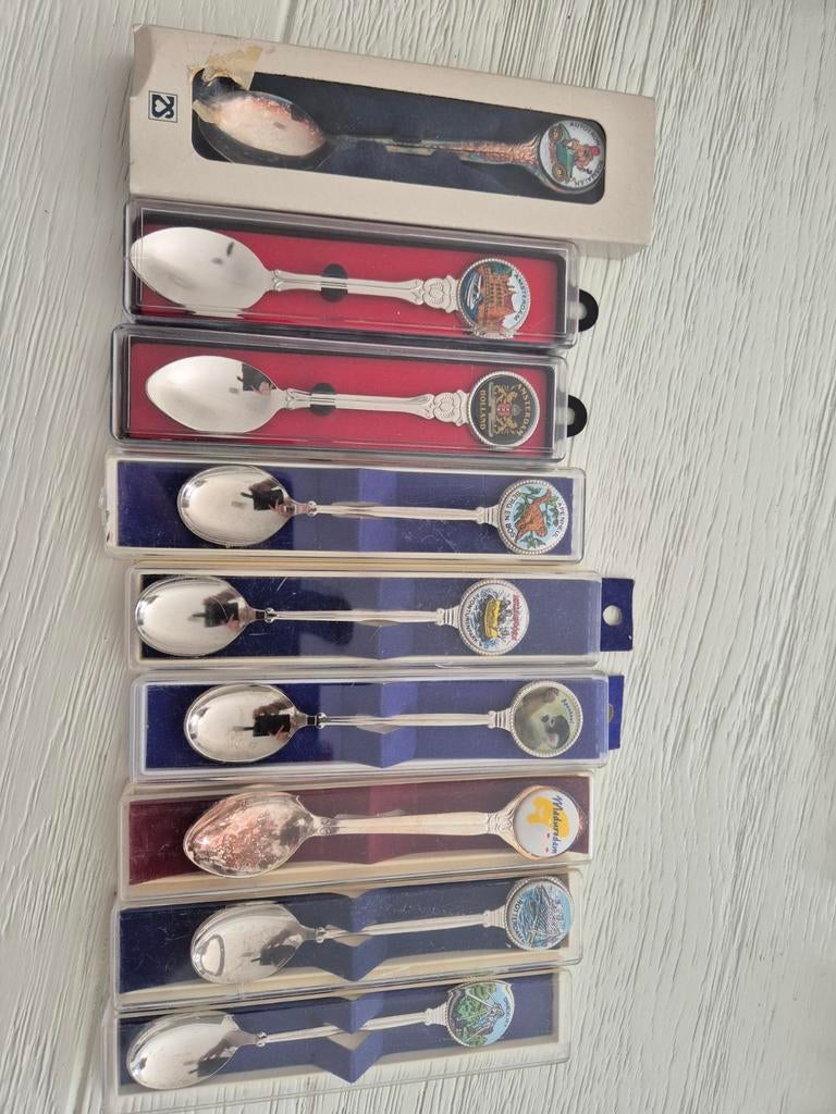 Verzameling van 9 souvenirlepeltjes, Ophalen of Verzenden