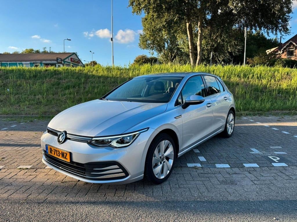 Volkswagen Golf 1.5 TSI 130pk 2020 Grijs km 86000, Voorwielaandrijving, 1498 cc, 4 cilinders, Alcantara