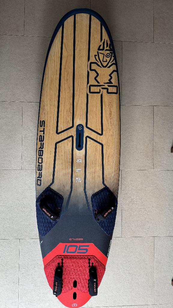 StarBoard Futura 105 Windsurf board, Ophalen, Minder dan 250 cm, Zo goed als nieuw, Met vin(nen)