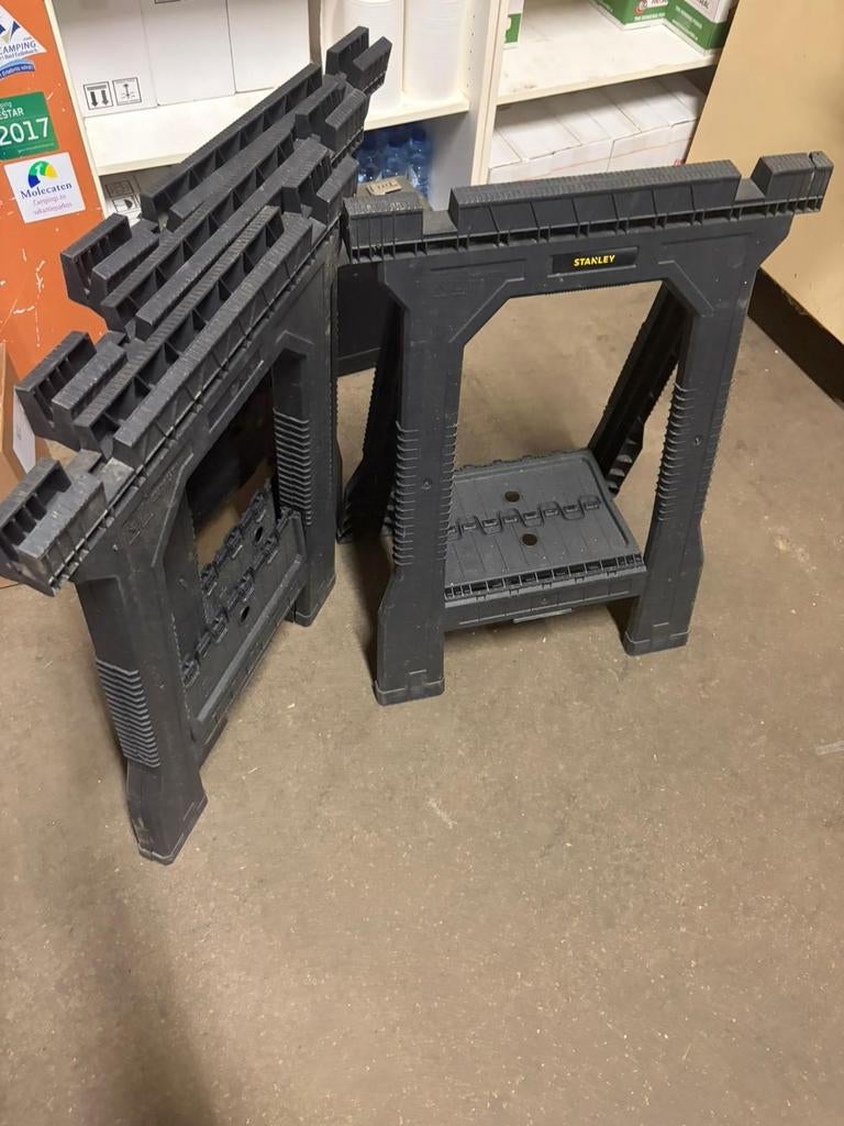 4x stevige schragen STANLEY, Ophalen, Zo goed als nieuw