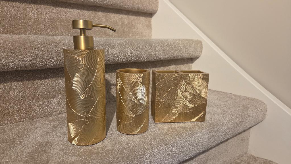 Badkamer set, zeepdispenser, beker, tandenborstelbeker, goud, Ophalen of Verzenden, Zo goed als nieuw, Overige kleuren, Overige typen