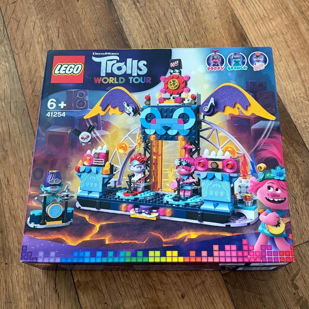 LEGO Trolls - Volcano Rock City Concert (41254) new / sealed, Overige thema's, Nieuw, Ophalen of Verzenden, Complete set