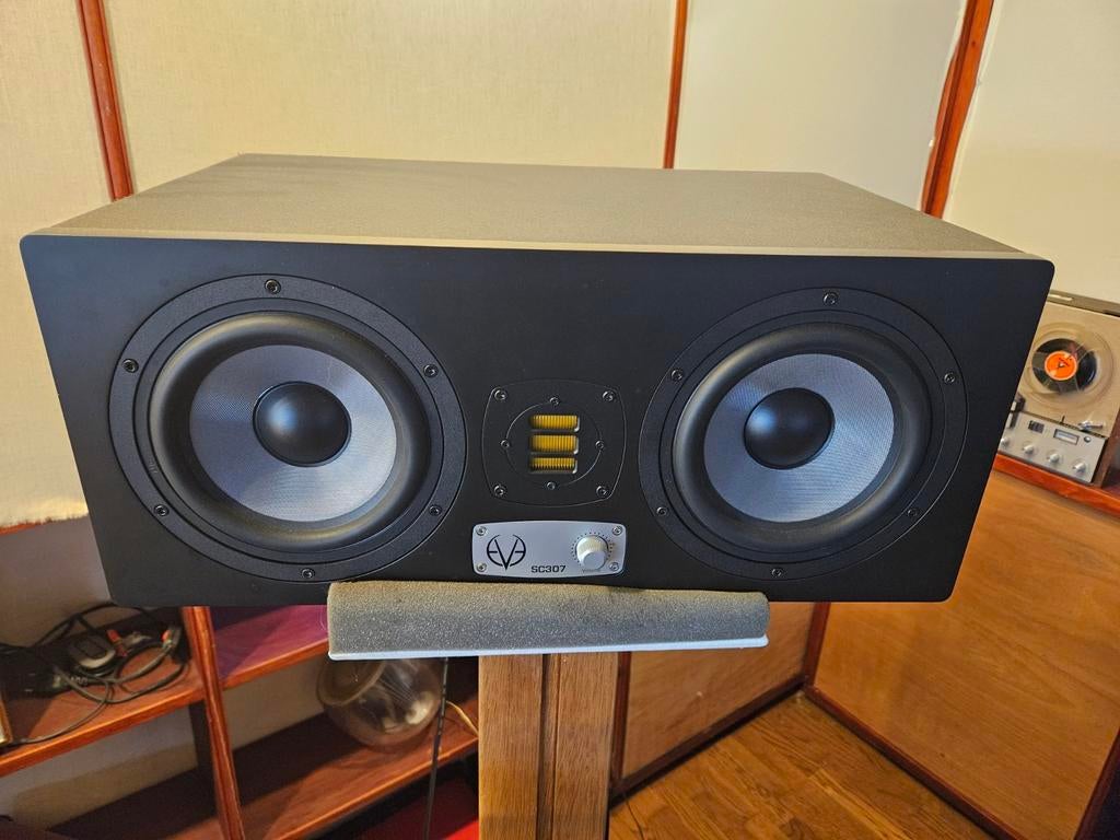Eve Audio SC307 3 weg Studio Monitors, Ophalen, Minder dan 60 watt, Front, Rear of Stereo speakers, Overige merken