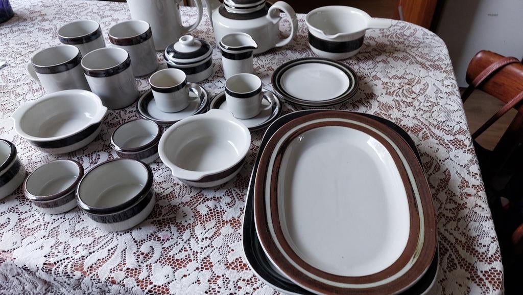 21 delig delen ARABIA servies, Antiek en Kunst, Ophalen of Verzenden