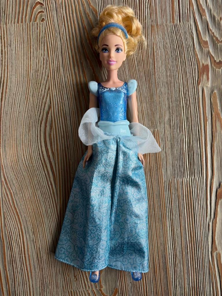 Disney Prinsessen poppen, Ophalen of Verzenden, Zo goed als nieuw