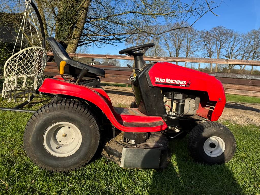 Zitmaaier MTD Yard machines, Tuin en Terras, Ophalen, Gebruikt, Mulchfunctie, 90 tot 120 cm