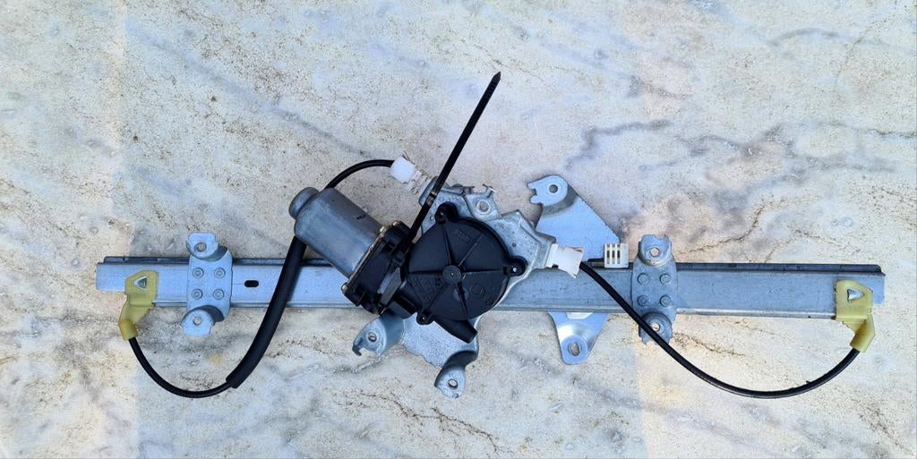 Ruitmechanisme deur Nissan - o.a. Almera - Rechts Voor, Ophalen of Verzenden, Gebruikt, Nissan