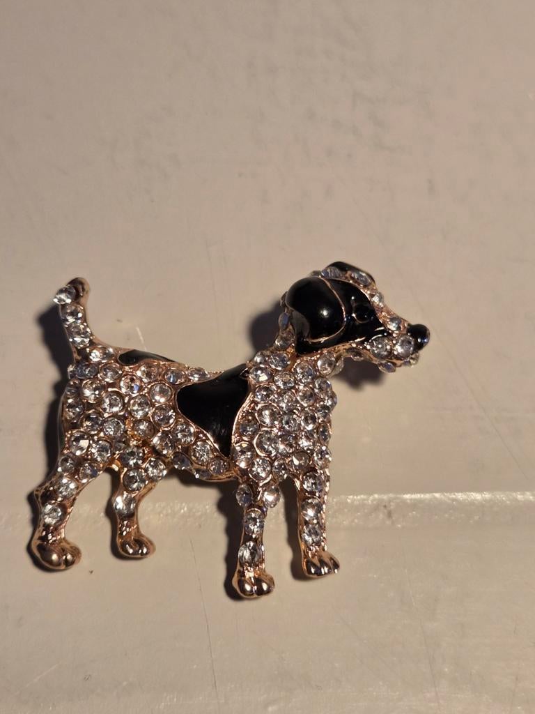 oude broche hondje, Sieraden, Tassen en Uiterlijk, Broches, Overige materialen, 4 tot 7 cm, Verzenden, Zo goed als nieuw