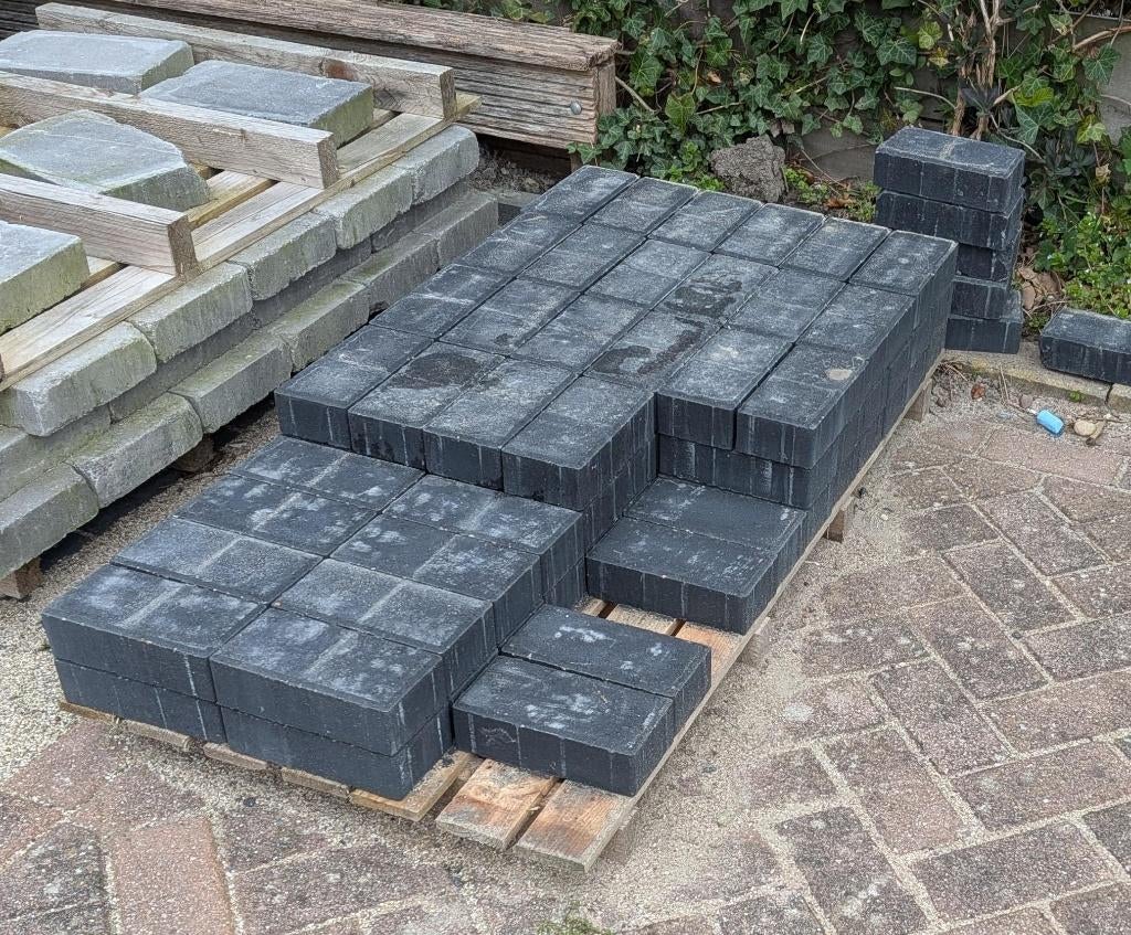 BKK Kijlstra antraciet afm 21x10,5x8, Ophalen, Klinkers, Nieuw, Minder dan 5 m²